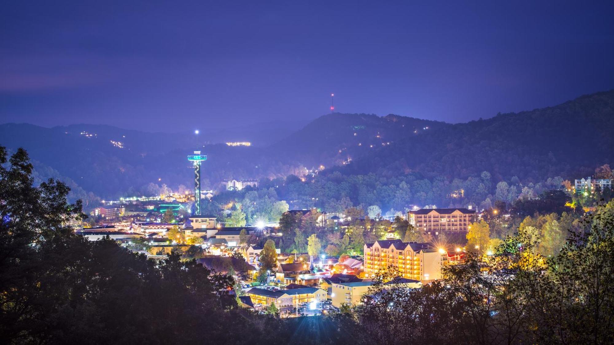 Hemlock Hollow, Pool Access, 1089 Free Tickets Each Paid Day, Dollywood And More Sevierville Exterior photo