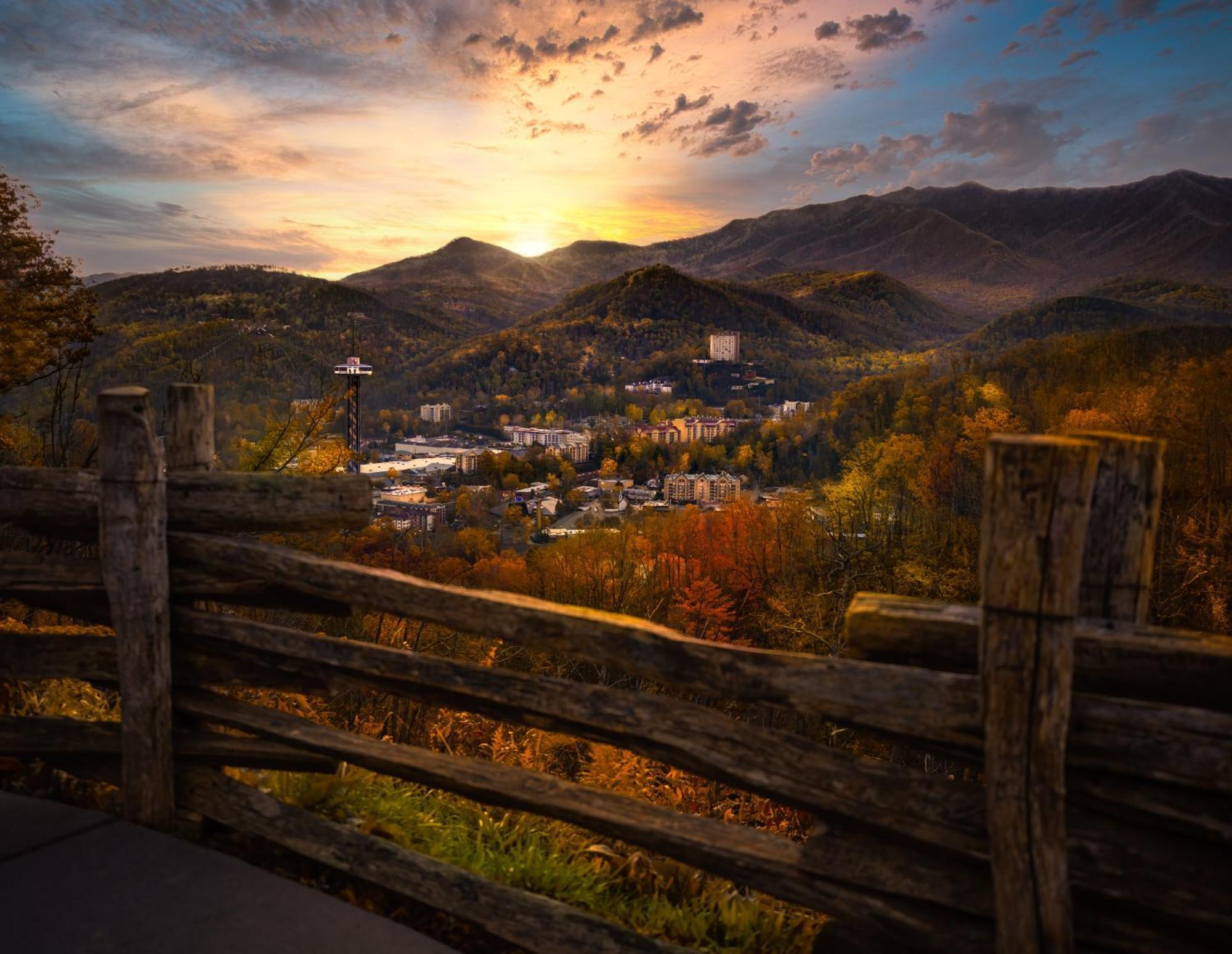 Hemlock Hollow, Pool Access, 1089 Free Tickets Each Paid Day, Dollywood And More Sevierville Exterior photo